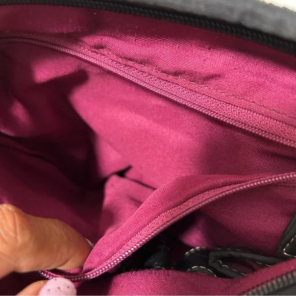 The SAK Shoulder Bag Purse Knitted Adjustable Straps Zip Top Cream Black - Picture 9 of 13